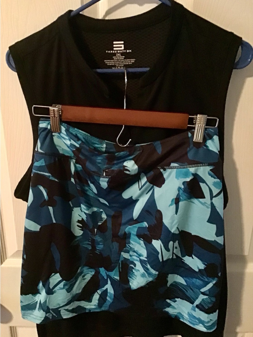 Women's Golf Set..Skirt/Sleeveless Top